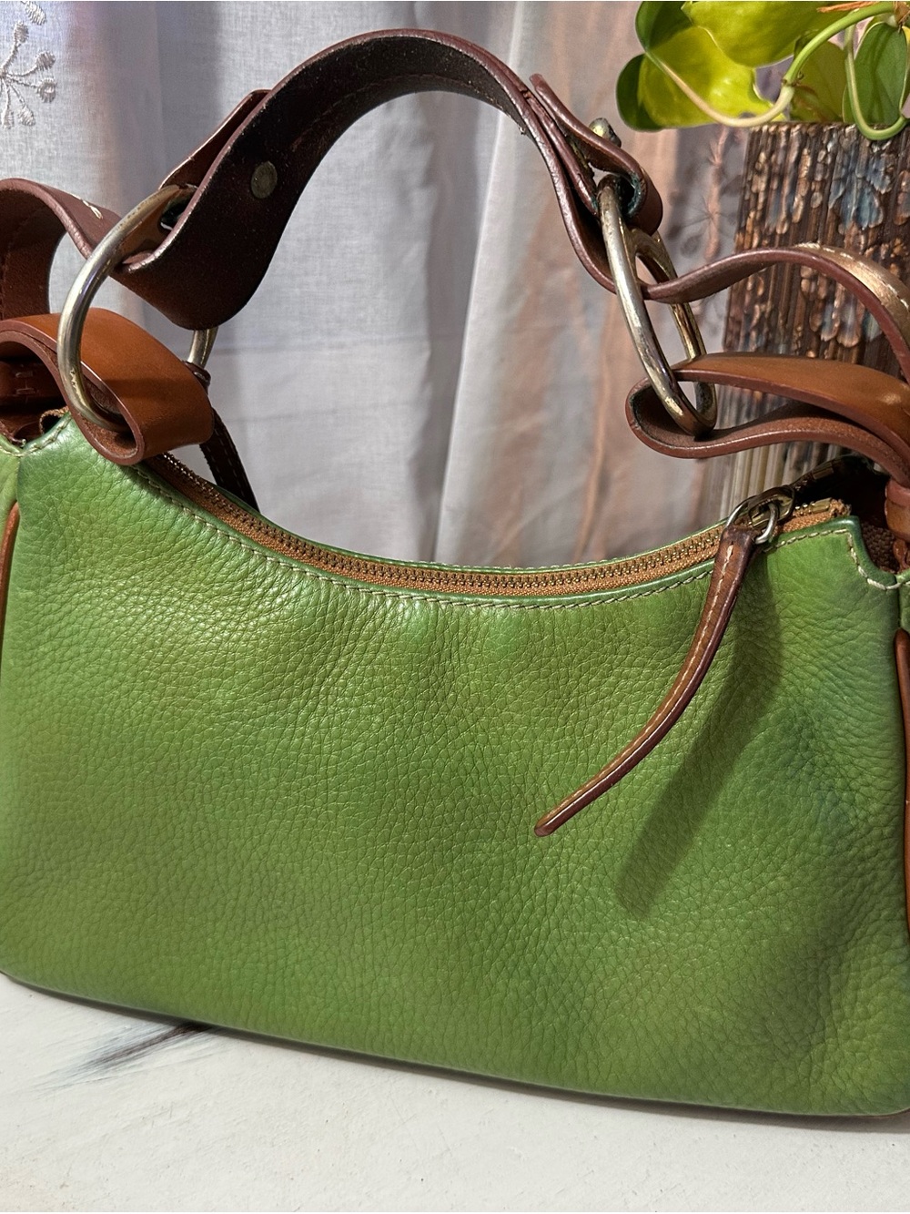Dooney & Bourke Green Pebbled Leather Shoulder Bag with Brown Trim - Picture 4 of 13